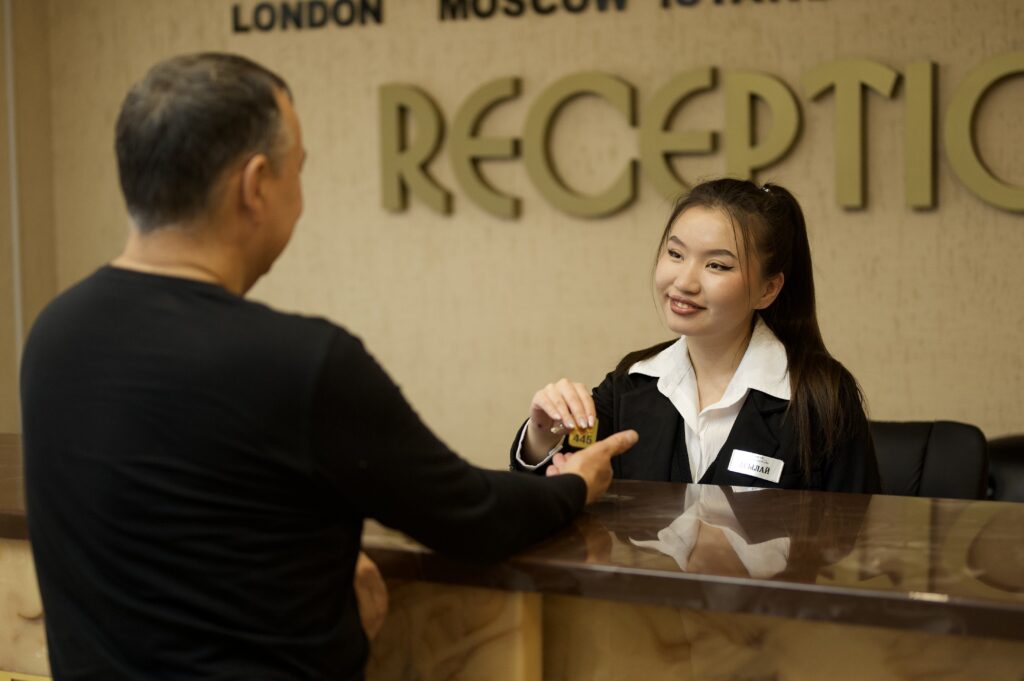 2025-11-24 11.55.06.NEF